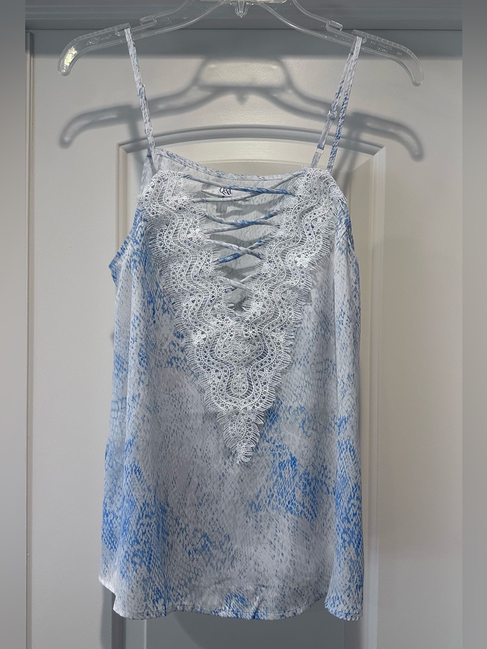Q& A Light Blue Lace-Trim Cami